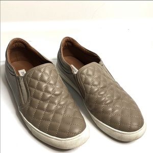 Steve Madden Ellen quilted blush slip ons 11